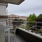 Flatselect Decanelas Apartment *