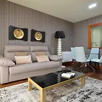 Flatselect Decanelas Apartment