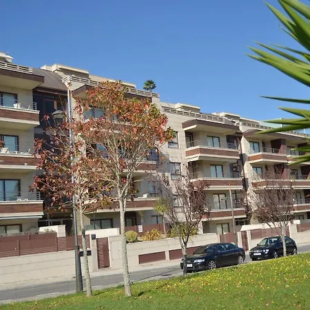 Flatselect Decanelas Apartment