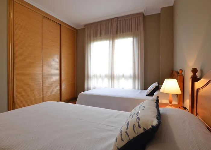 Flatselect Decanelas Portonovo